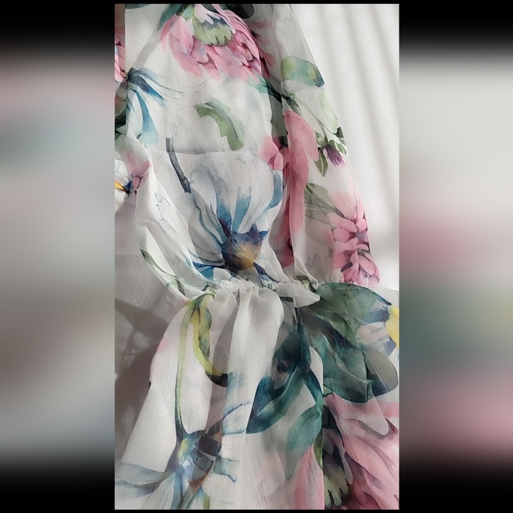 Floral two piece set, long puff sleeve top, and flowy maxi skirt. - Picture 8 of 9
